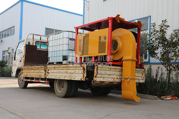 公路清掃用車載式吹風機，速度快，不費力